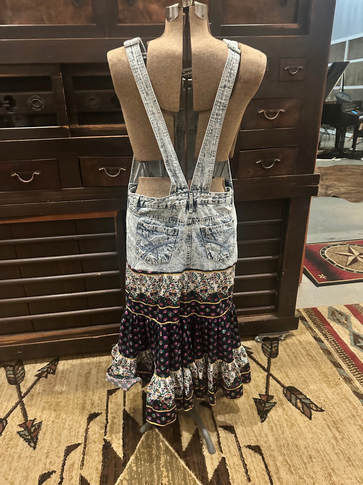 Overall dress