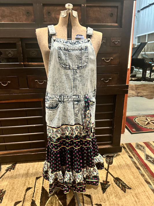 Overall dress